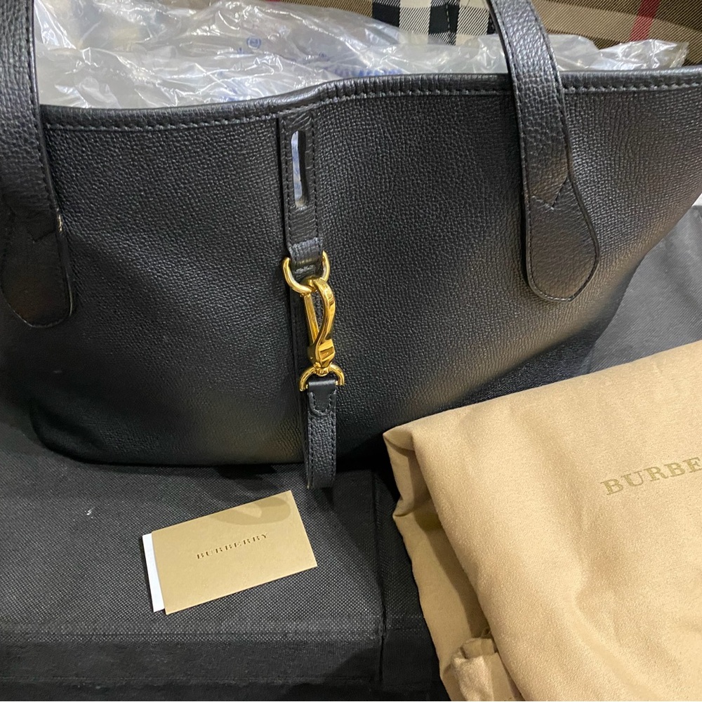 Burberry Black Tote with Classic Check Interior